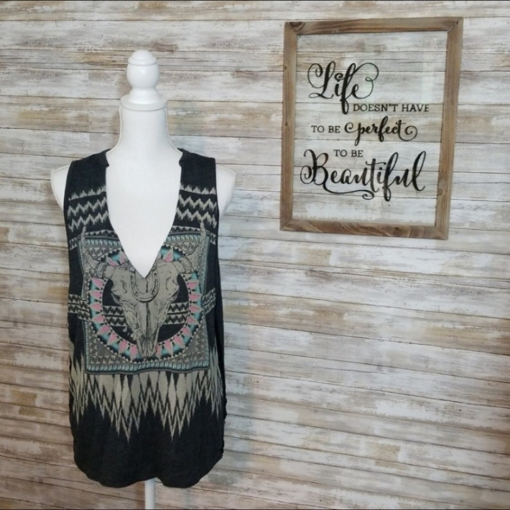 Sleeveless Steer Skull Top Size L